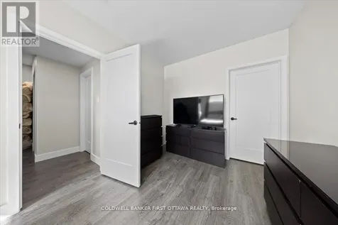 22 Inverkip Avenue Ottawa ON K1T 4B7