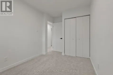 1408 Ballard Crescent Ottawa ON K1B 4Y0
