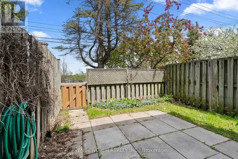 1408 Ballard Crescent Ottawa ON K1B 4Y0