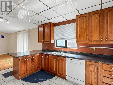 78 Ritchie Street Ottawa ON K2B 6E9