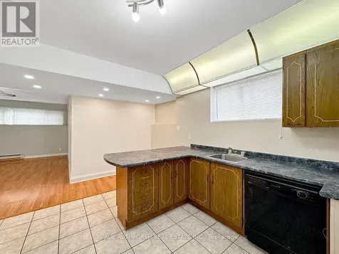 78 Ritchie Street Ottawa ON K2B 6E9