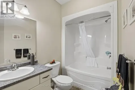 45 Treadwell Street Aylmer ON N5H 3B7