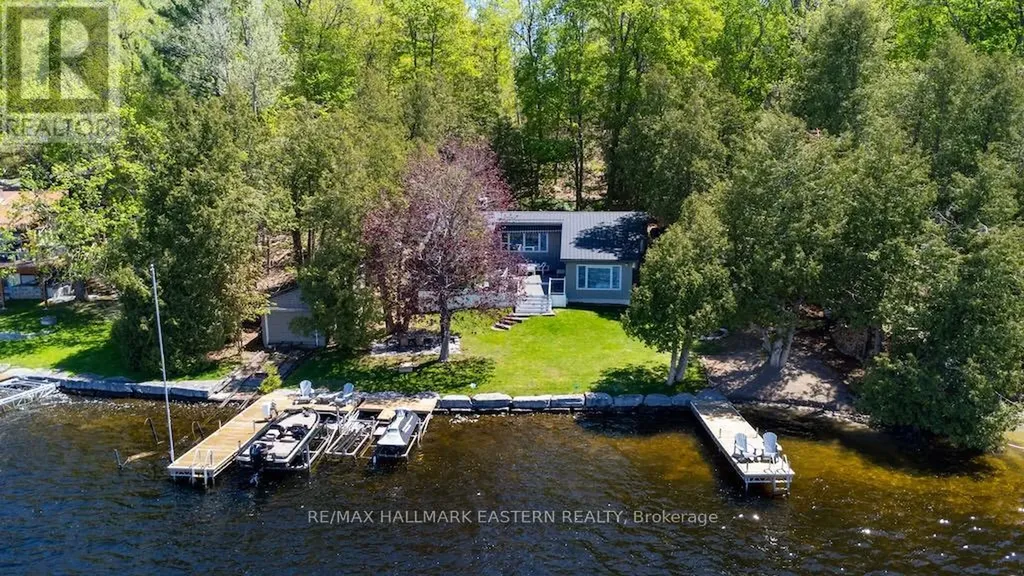 33 Pineway Court Trent Lakes ON K0L 1J0