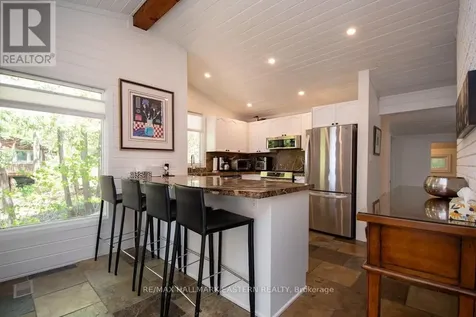 33 Pineway Court Trent Lakes ON K0L 1J0