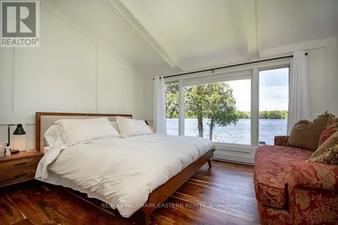 33 Pineway Court Trent Lakes ON K0L 1J0