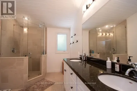 33 Pineway Court Trent Lakes ON K0L 1J0