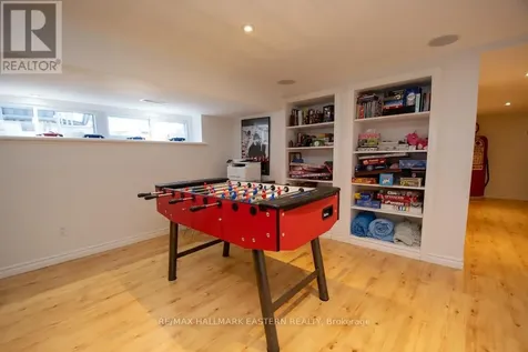 33 Pineway Court Trent Lakes ON K0L 1J0