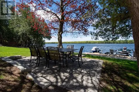 33 Pineway Court Trent Lakes ON K0L 1J0