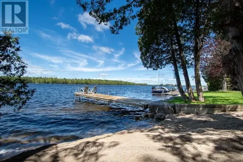 33 Pineway Court Trent Lakes ON K0L 1J0