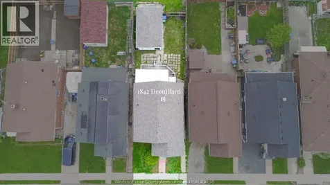 1842 Drouillard Windsor ON N8W 3X5
