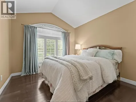 26 Golfview Kingsville ON N9Y 4E3