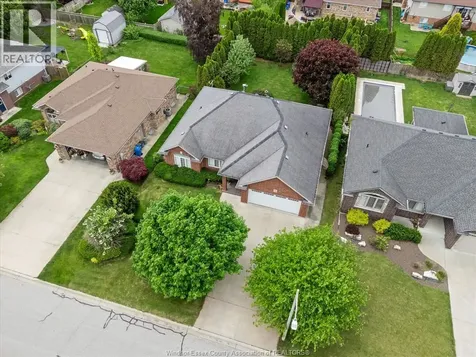 26 Golfview Kingsville ON N9Y 4E3