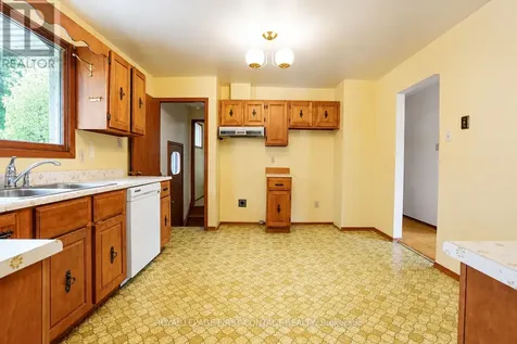 303 Shoreline Drive Oro-medonte ON L0L 1T0