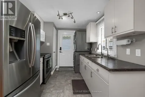 53 Corner Brook Trail Innisfil ON L9S 1N6