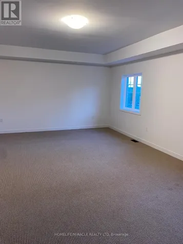 335 Reg Harrison Trail Newmarket (glenway Estates) ON L3X 0M2