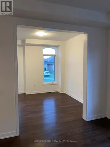 335 Reg Harrison Trail Newmarket (glenway Estates) ON L3X 0M2