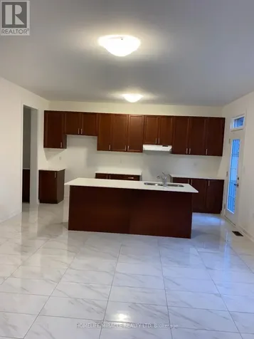 335 Reg Harrison Trail Newmarket (glenway Estates) ON L3X 0M2