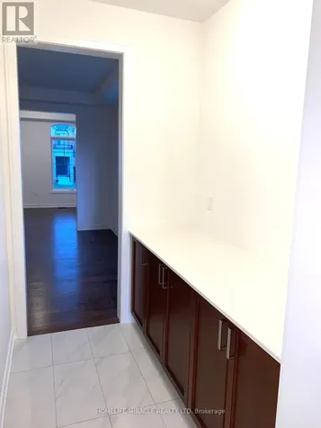 335 Reg Harrison Trail Newmarket (glenway Estates) ON L3X 0M2