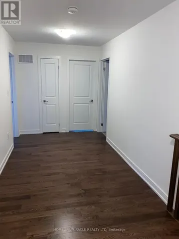 335 Reg Harrison Trail Newmarket (glenway Estates) ON L3X 0M2