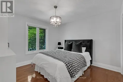 44 Hickman Street Caledon (bolton West) ON L7E 2N1
