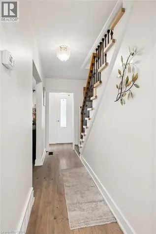 786 Stirling Avenue South Kitchener ON N2M 3K3