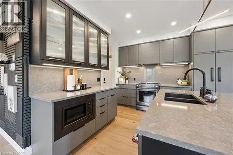 3 Queensbrook Crescent Cambridge ON N1S 0E5