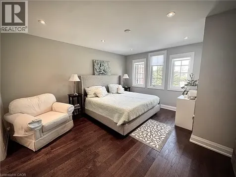 2871 Darien Road Burlington ON L7M 4R6