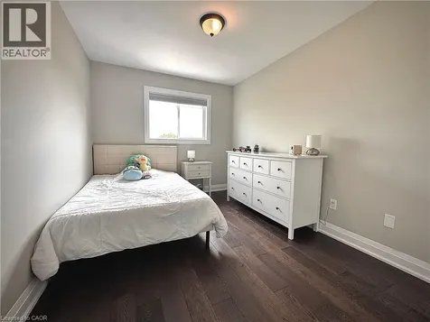 2871 Darien Road Burlington ON L7M 4R6
