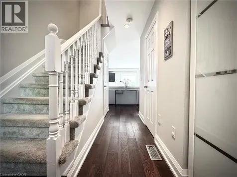 2871 Darien Road Burlington ON L7M 4R6