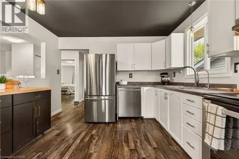 52 Latzer Crescent Brantford ON N3V 1E1