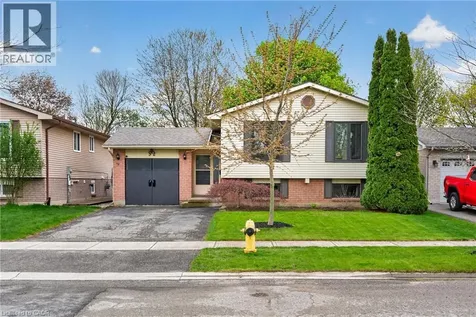 52 Latzer Crescent Brantford ON N3V 1E1
