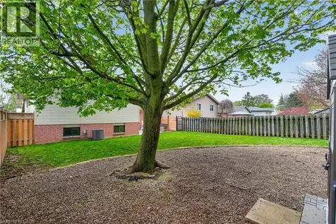 52 Latzer Crescent Brantford ON N3V 1E1
