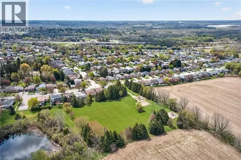 52 Latzer Crescent Brantford ON N3V 1E1