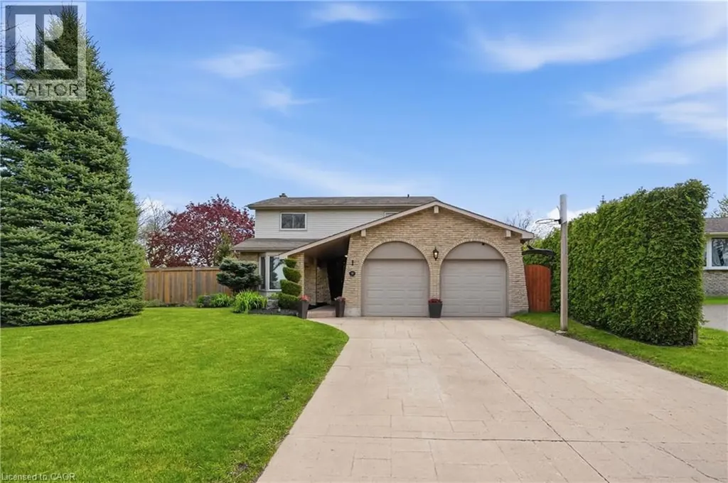1 Oakmeadow Place St. Catharines ON L2N 5X6