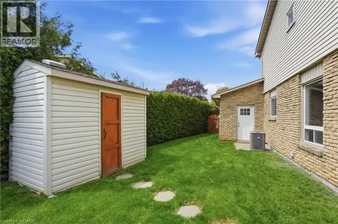 1 Oakmeadow Place St. Catharines ON L2N 5X6