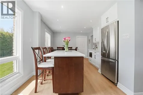 1 Oakmeadow Place St. Catharines ON L2N 5X6