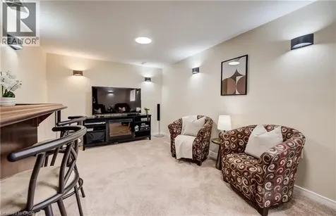 124 Prosperity Drive Kitchener ON N2E 4E8