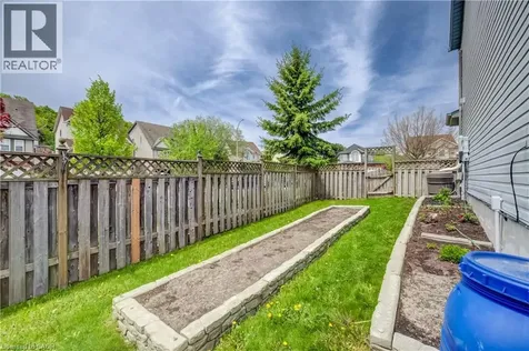 124 Prosperity Drive Kitchener ON N2E 4E8