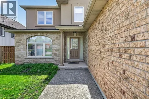 9128 Hendershot Boulevard Niagara Falls ON L2H 0E3