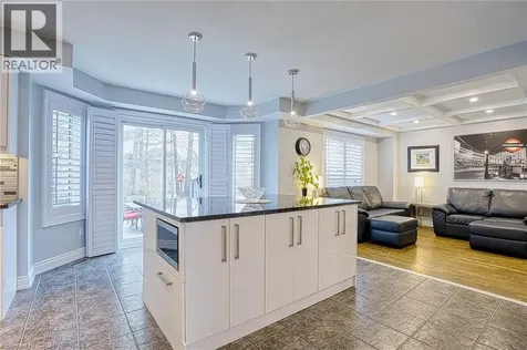 5 Shetland Drive Waterdown ON L8B 0N9