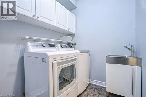 5 Shetland Drive Waterdown ON L8B 0N9