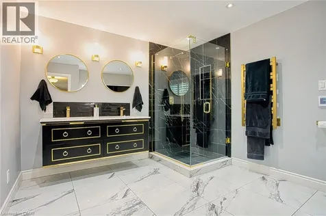 5 Shetland Drive Waterdown ON L8B 0N9