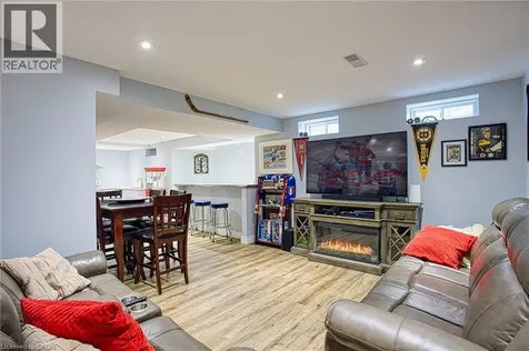 5 Shetland Drive Waterdown ON L8B 0N9