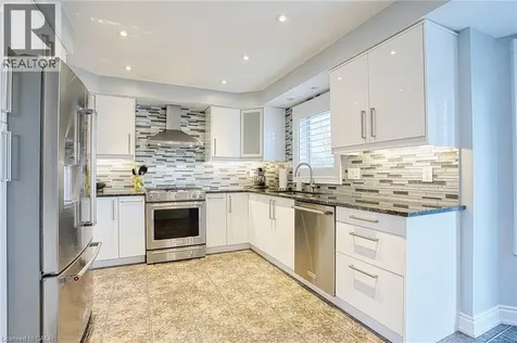 5 Shetland Drive Waterdown ON L8B 0N9