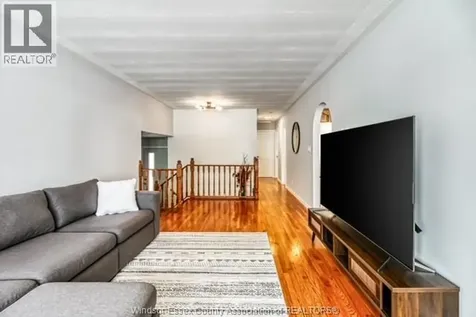 3295 Romeo Street Val Caron ON P3N 1G5