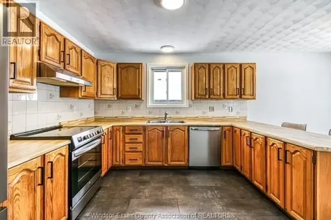 3295 Romeo Street Val Caron ON P3N 1G5