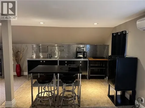 188 Brant Avenue Brantford ON N3T 3H9