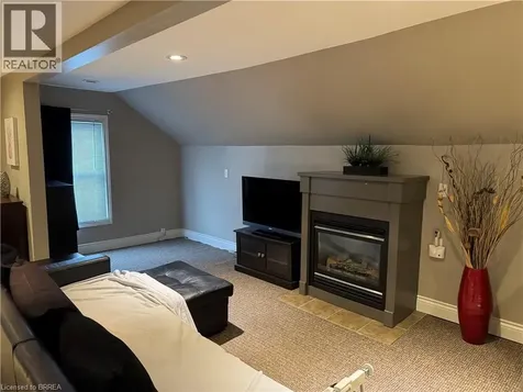 188 Brant Avenue Brantford ON N3T 3H9