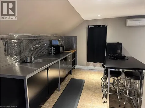 188 Brant Avenue Brantford ON N3T 3H9