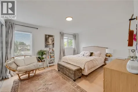 2411 Sovereign Street Oakville ON L6L 1M1